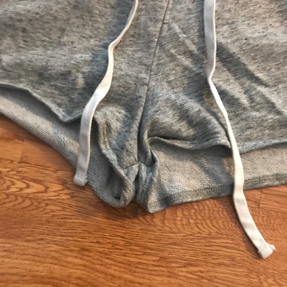 Old Navy lounge shorts - Picture 3 of 5